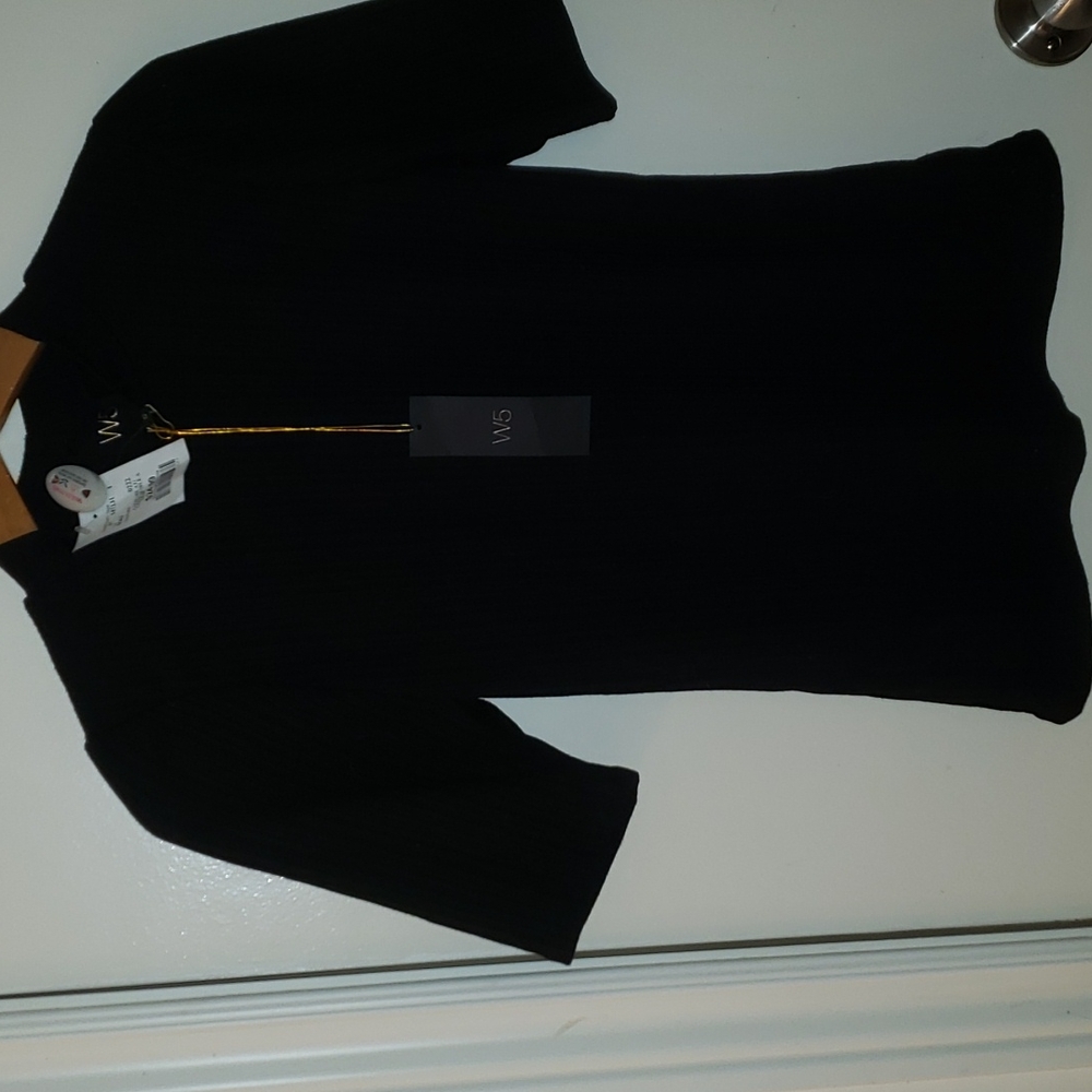 NWT W5 collar shortsleve tshirt